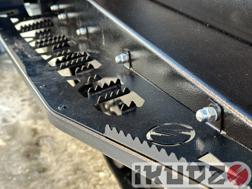 Snowmobile IKUDZO HUNTER 650LS 22 V2