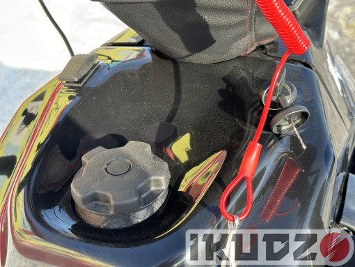 Snowmobile IKUDZO HUNTER 650LS 22 V2