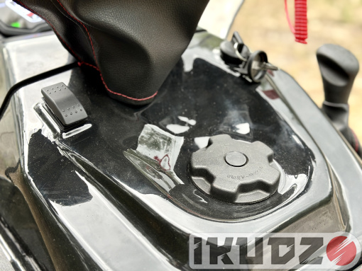 Snowmobile IKUDZO HUNTER 650LK 22 V2