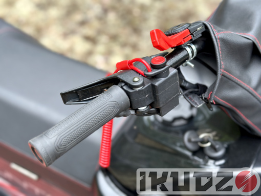 Snowmobile IKUDZO HUNTER 650LK 22 V2
