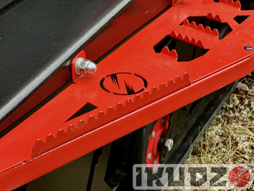 Snowmobile IKUDZO HUNTER 650LK 22 V2